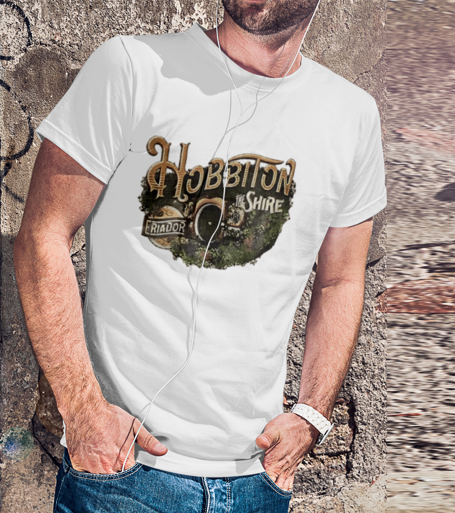 Hobbiton The Shire Eriador Green Hobbit Hole Door T-Shirt