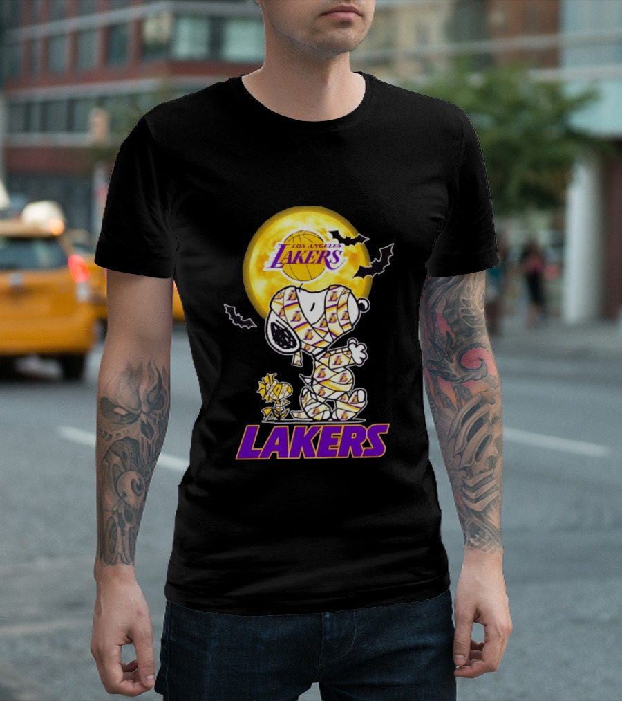 Los Angeles Lakers Snoopy Woodstock Mummy Halloween Moon Bats T-Shirt