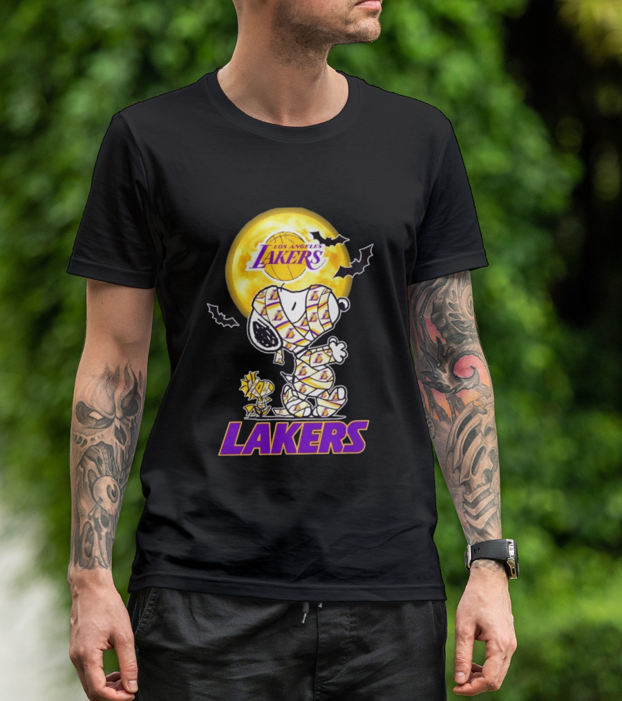 Los Angeles Lakers Snoopy Woodstock Mummy Halloween Moon Bats T-Shirt