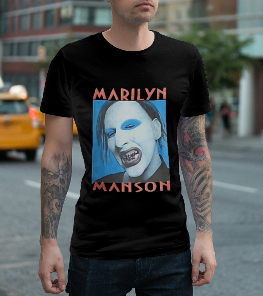 Marilyn Manson Blue Makeup Metallic Teeth Grimace T-Shirt