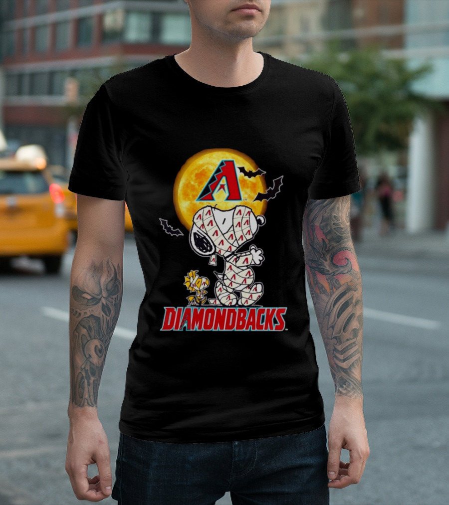 Arizona Diamondbacks Snoopy Woodstock Mummy Halloween Moon Bats T-Shirt