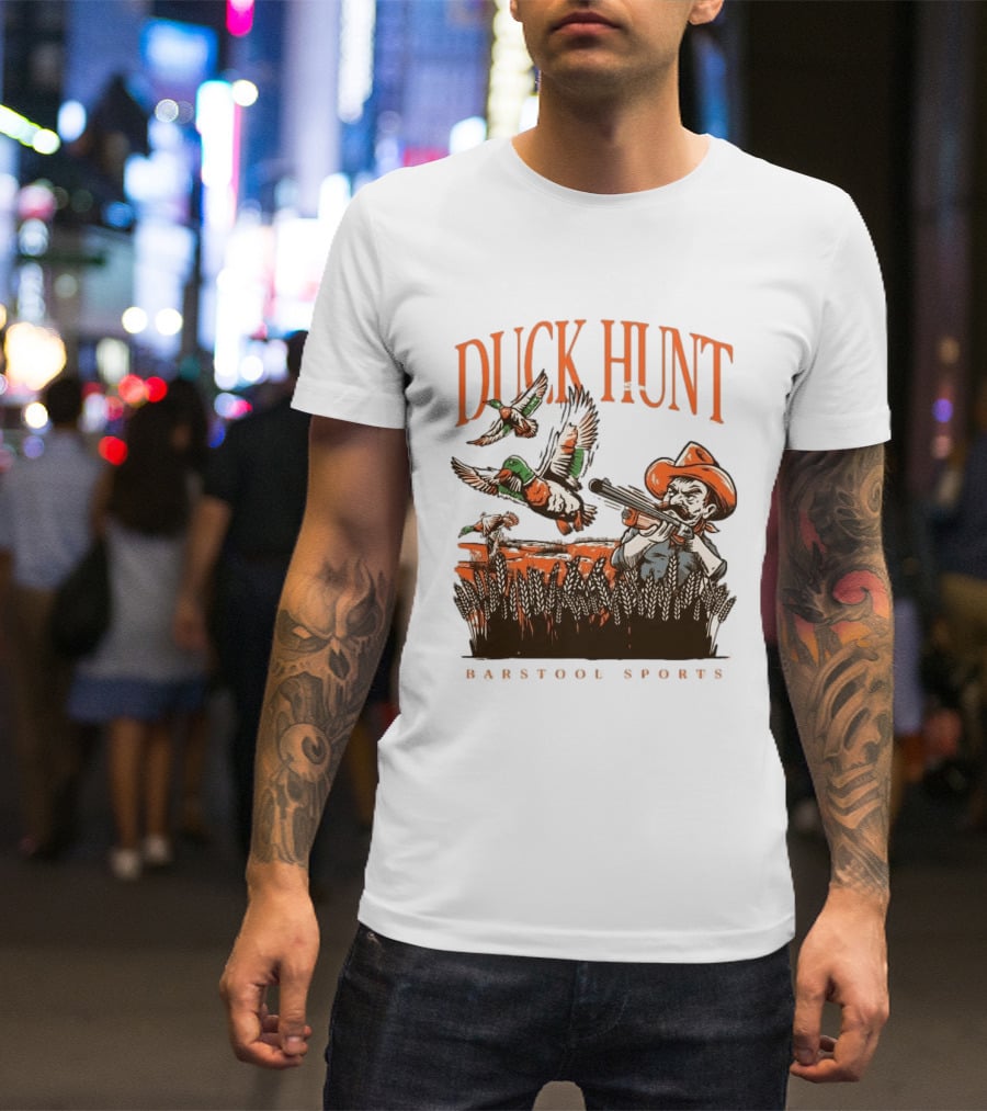 Duck Hunt Barstool Sports Vintage Hunting Scene T-Shirt