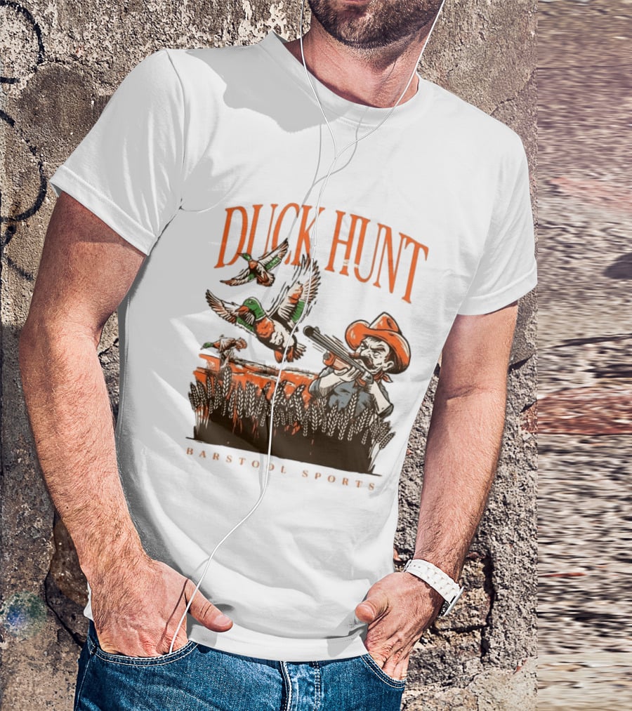 Duck Hunt Barstool Sports Vintage Hunting Scene T-Shirt