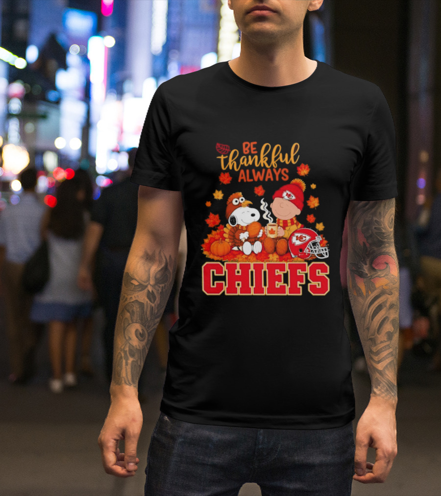 Be Thankful Always Snoopy Charlie Brown Chiefs Fall Leaves T-Shirt