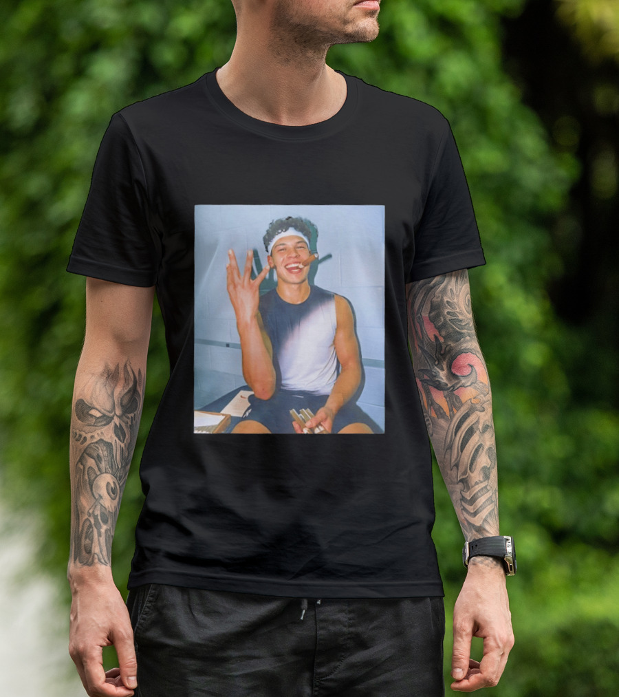 Ben Shelton Smoking Cigar Hand Gesture Victory Celebration T-Shirt