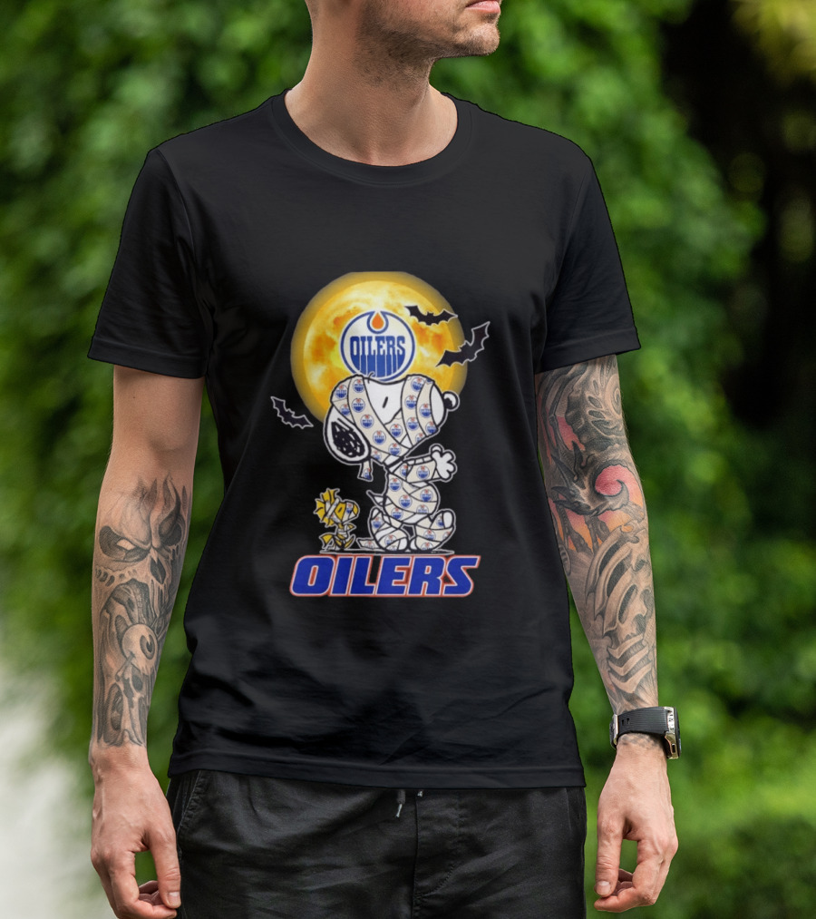 Edmonton Oilers Snoopy Woodstock Halloween Mummy Moon Bats T-Shirt