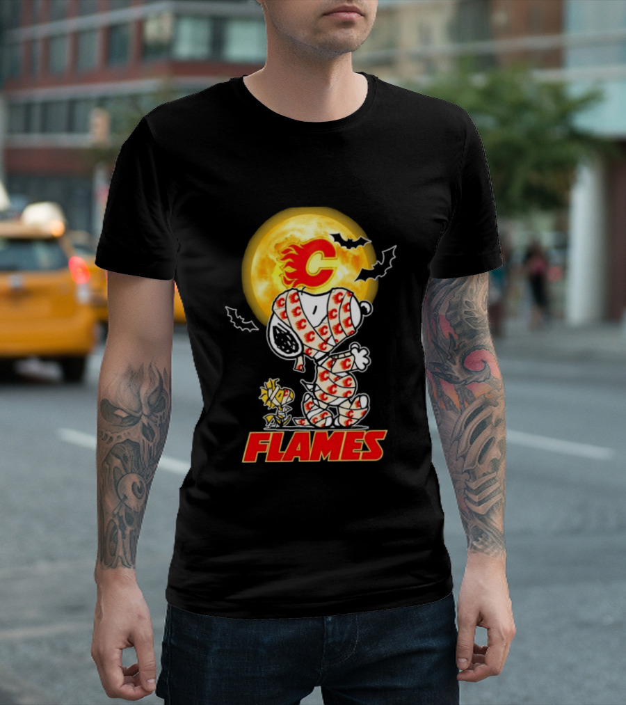 Flames Halloween Snoopy Woodstock Mummy Cosplay Calgary C Bat Moon T-Shirt
