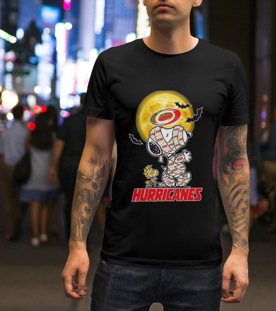 Carolina Hurricanes Snoopy Woodstock Mummy Halloween Moon Bats T-Shirt