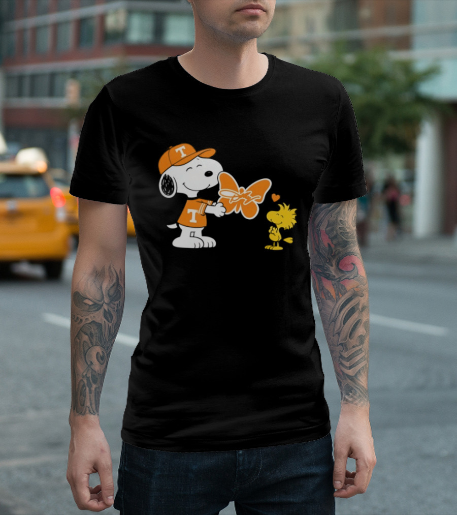 Snoopy Tennessee Volunteers Dolly Parton Woodstock Butterfly T-Shirt