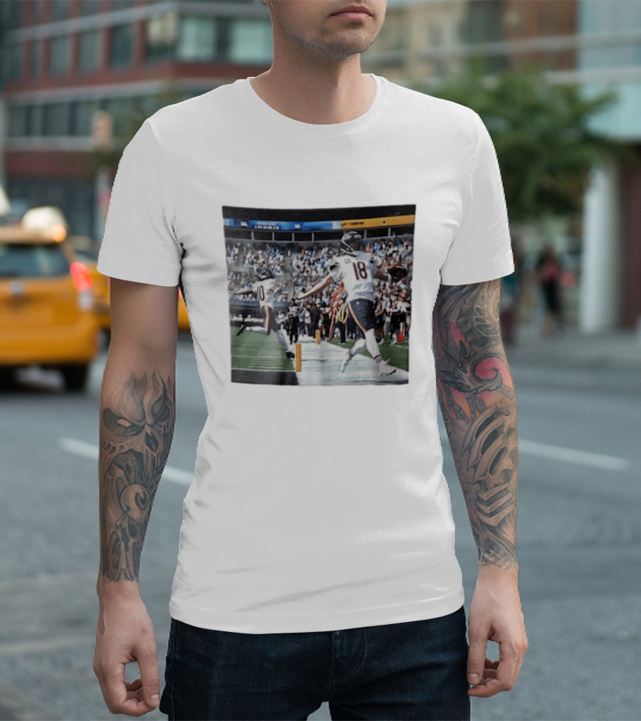 Chicago Bears Caleb Williams Rome Odunze Players Photo NFL Football Action T-Shirt