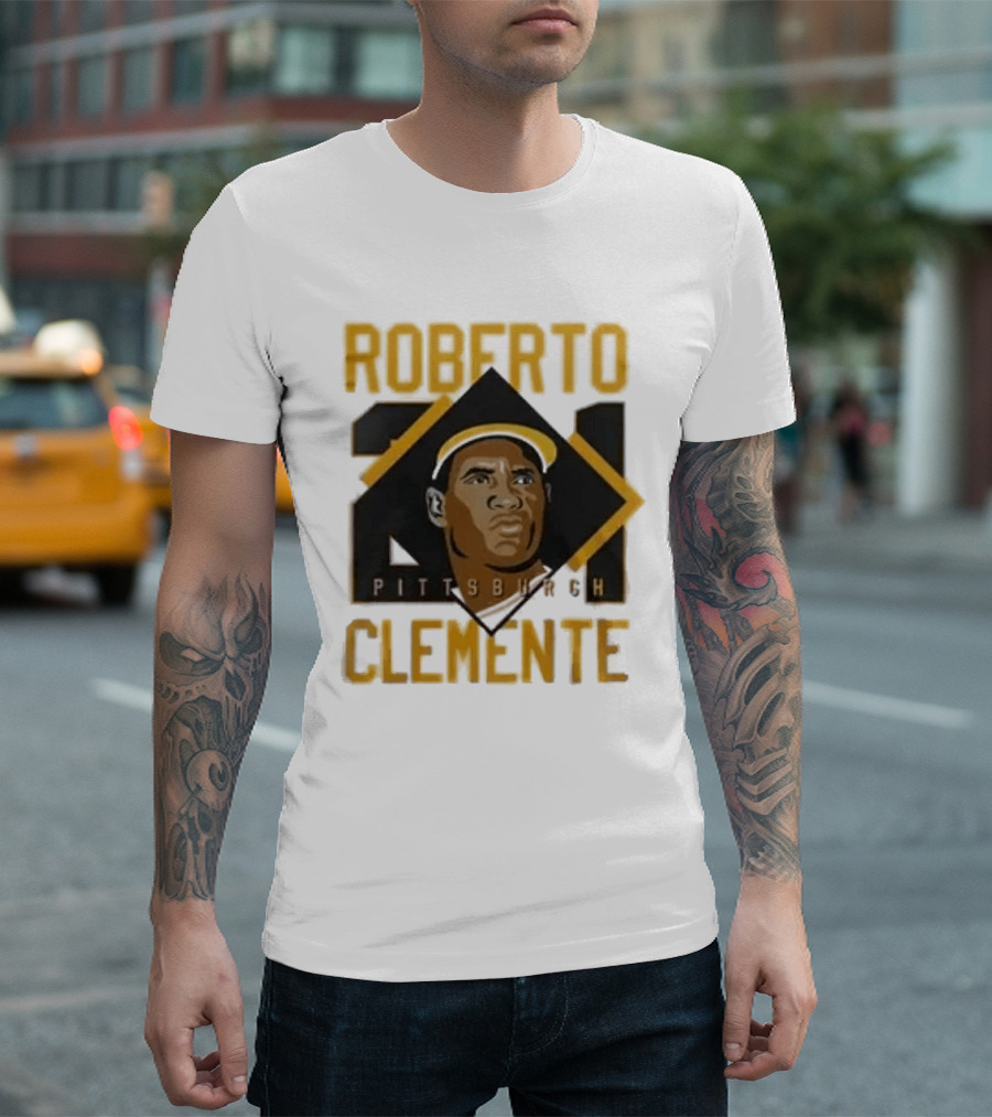 Roberto Clemente 21 Pittsburgh Pirates Iconic Baseball Legend T-Shirt
