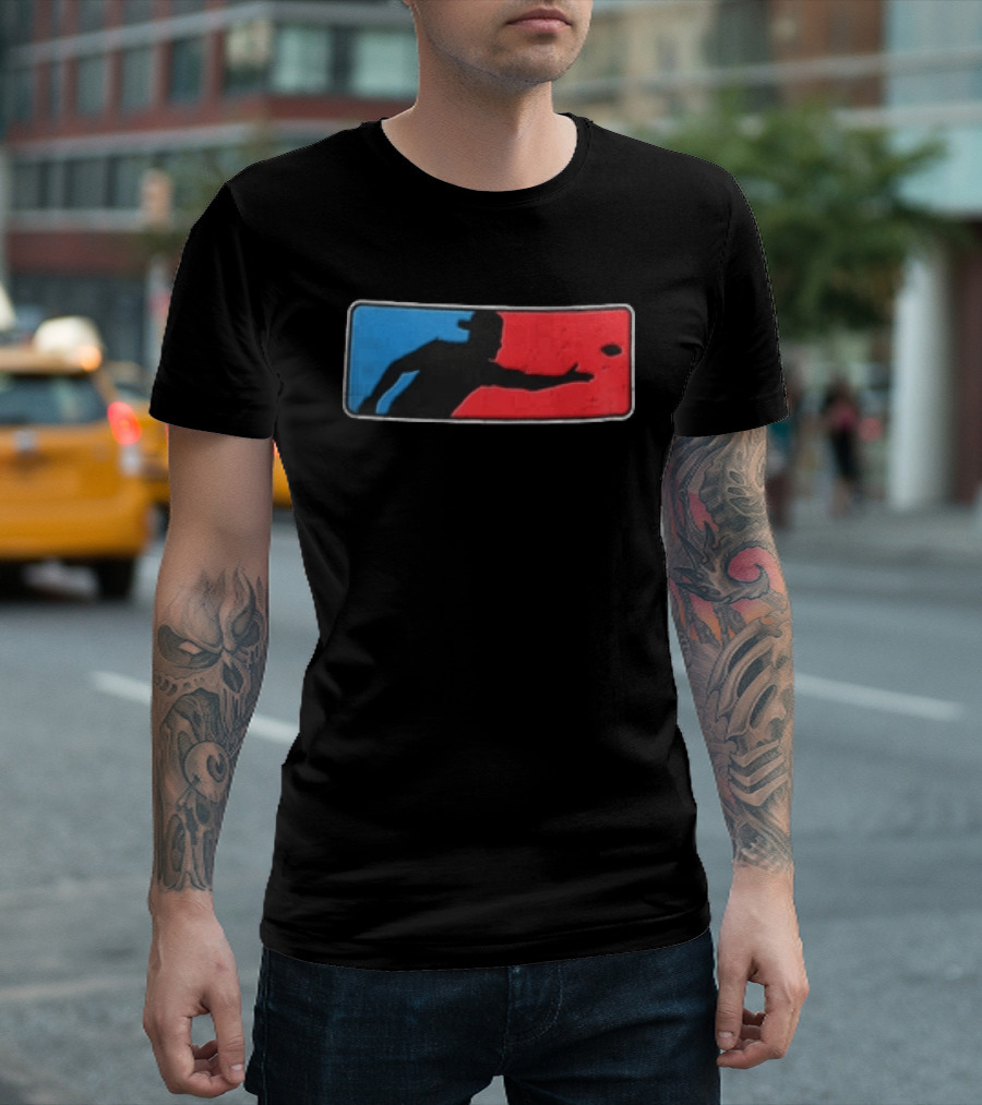 Distressed Red Blue Disc Golf Throwing Silhouette Sports Ultimate T-Shirt