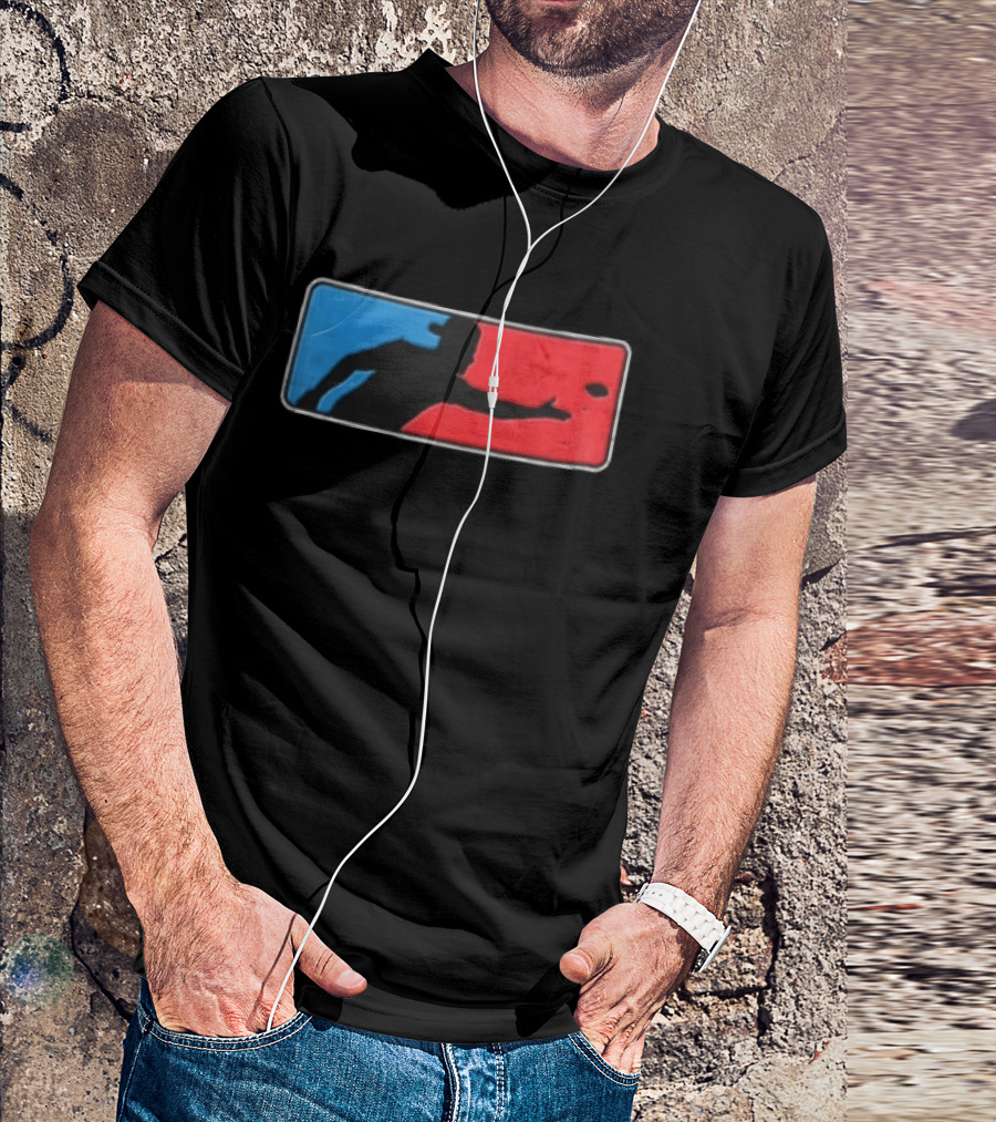 Distressed Red Blue Disc Golf Throwing Silhouette Sports Ultimate T-Shirt