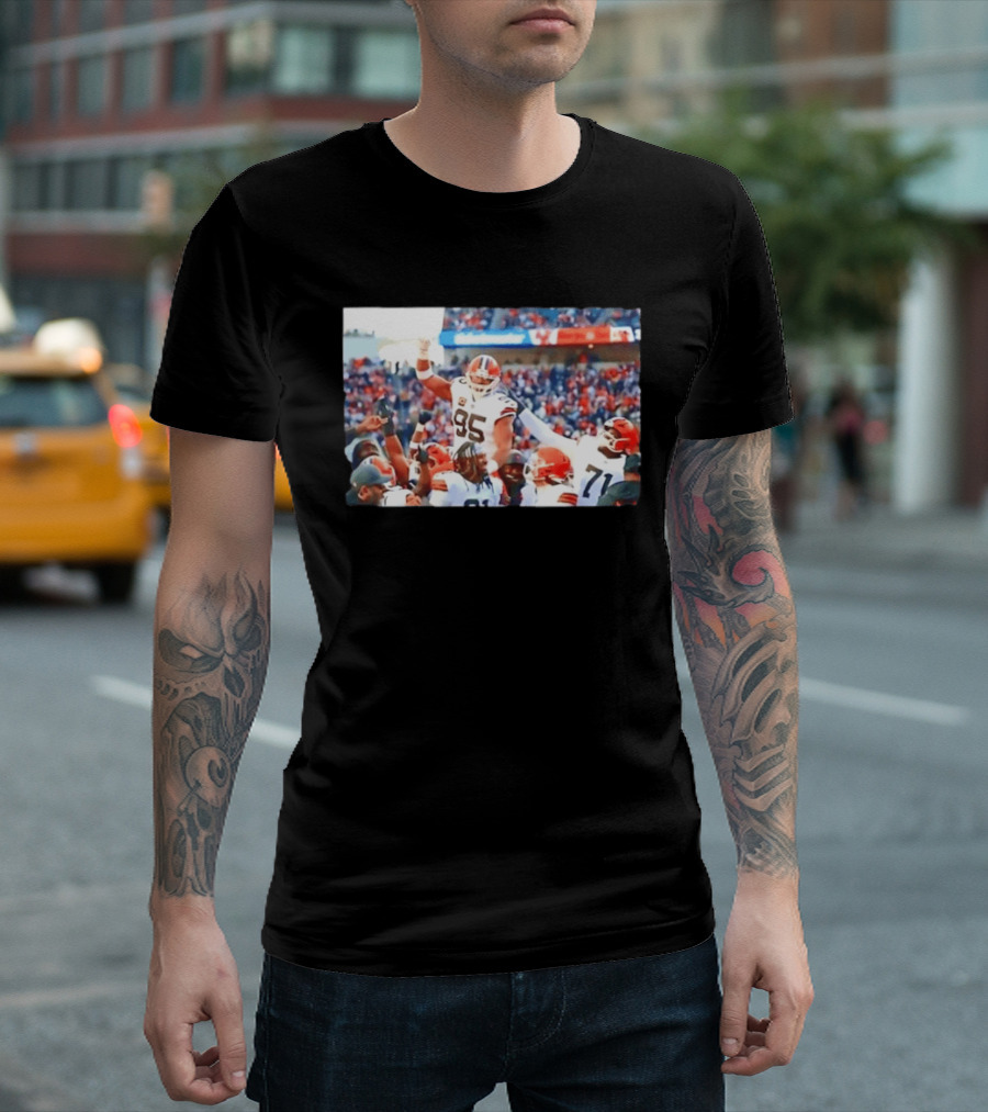 Cleveland Browns Myles Garrett Sacks Record Celebration NFL Football Triumph T-Shirt