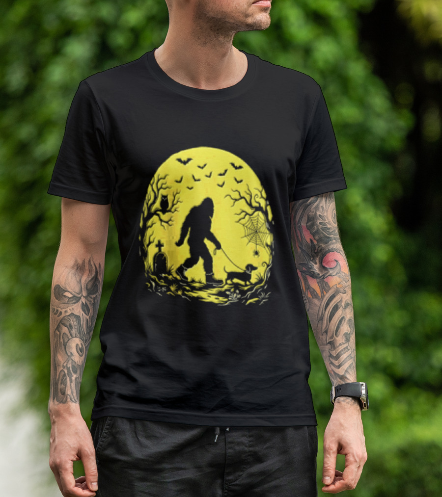 Bigfoot Walking Dachshund Under Full Moon Halloween Night T-Shirt