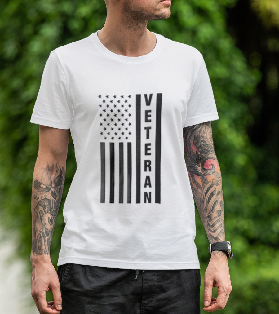 Veteran Vertical Monochrome US Flag Black Stars Stripes T-Shirt