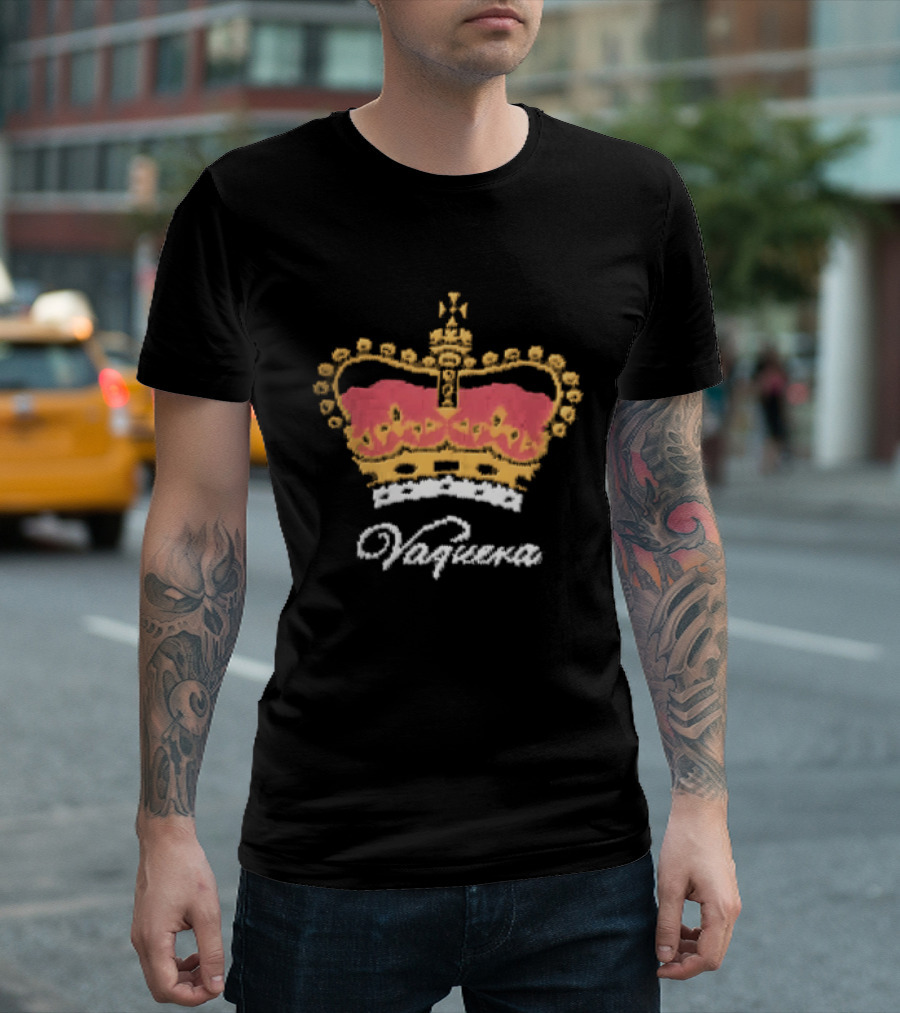 Vaquera Script British Royal Crown Red Gold White Knit T-Shirt