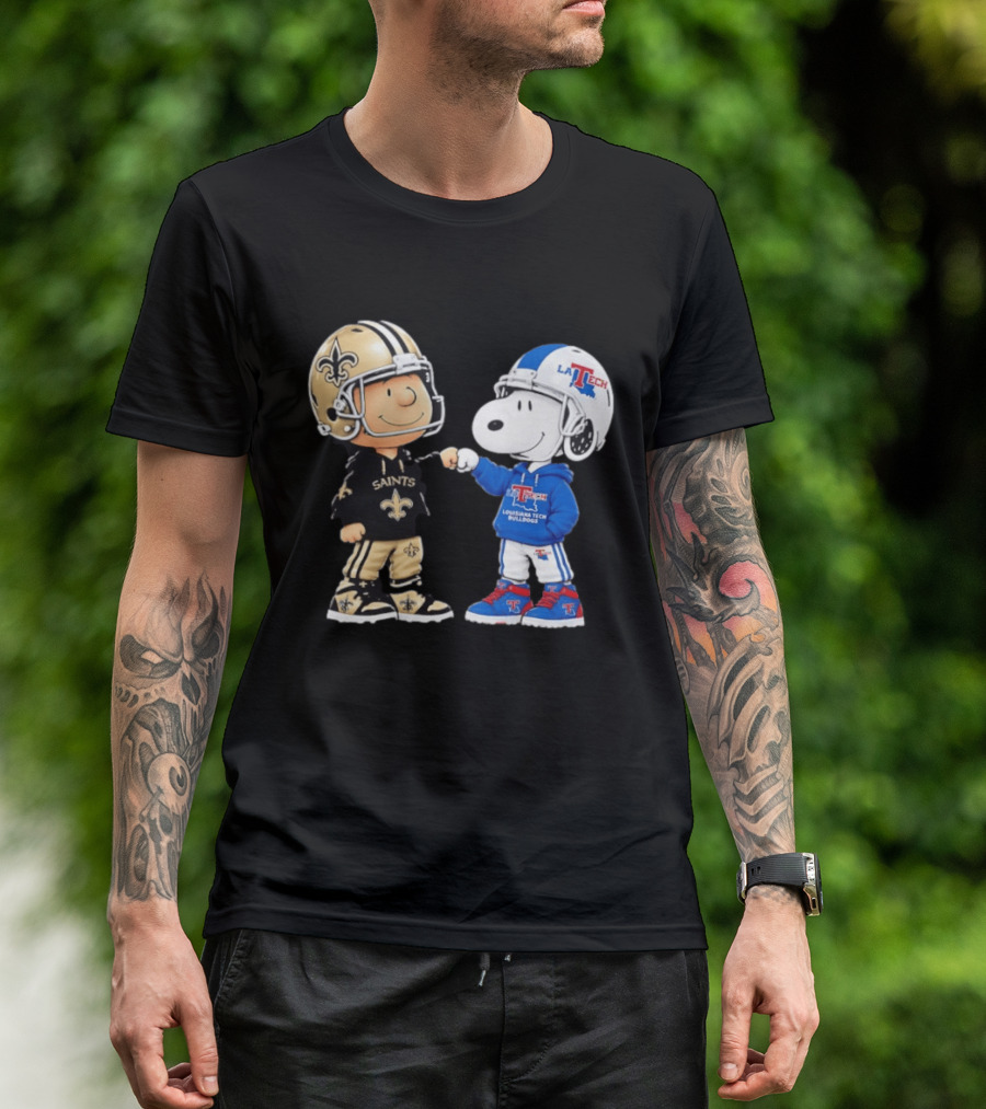 Charlie Brown Saints And Snoopy Louisiana Tech Bulldogs Team Helmet Fist Bump T-Shirt