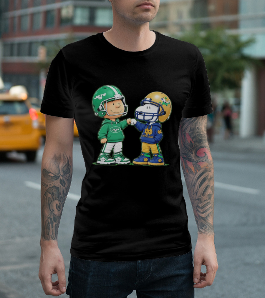 Charlie Brown Jets Snoopy Notre Dame Fist Bump T-Shirt