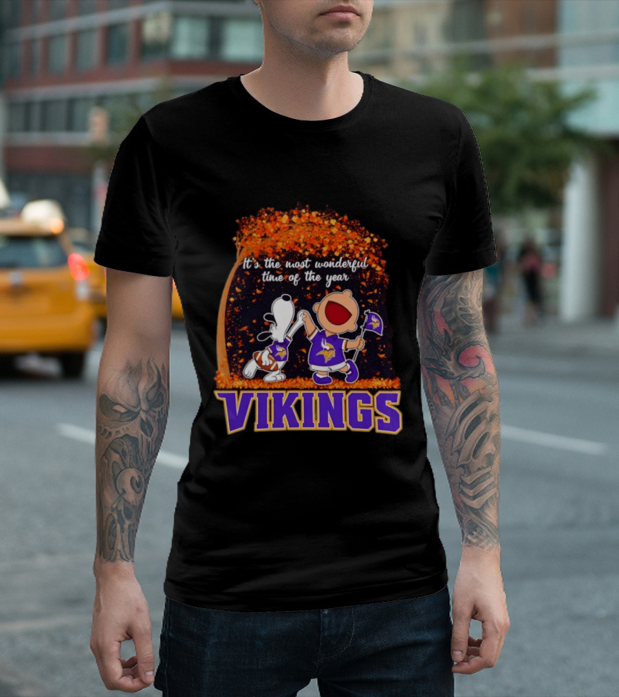 Snoopy Charlie Brown Dancing Minnesota Vikings It's The Most Wonderful Time Of The Year T-Shirt
