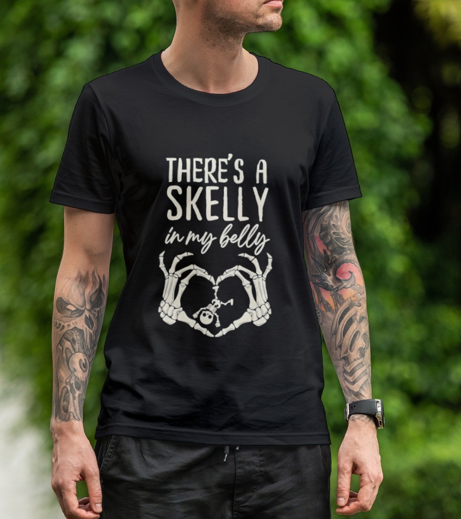 There's A Skelly In My Belly Skeleton Heart Hands Halloween Maternity T-Shirt