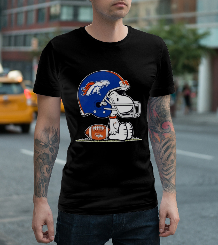 Peanuts Snoopy Denver Broncos Helmet Fan Favorite T-Shirt