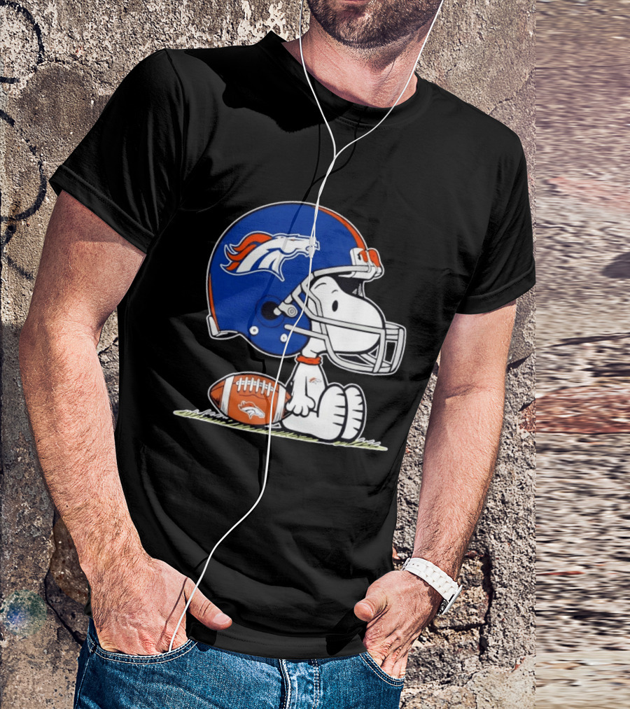 Peanuts Snoopy Denver Broncos Helmet Fan Favorite T-Shirt