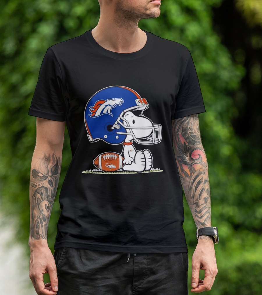 Peanuts Snoopy Denver Broncos Helmet Fan Favorite T-Shirt