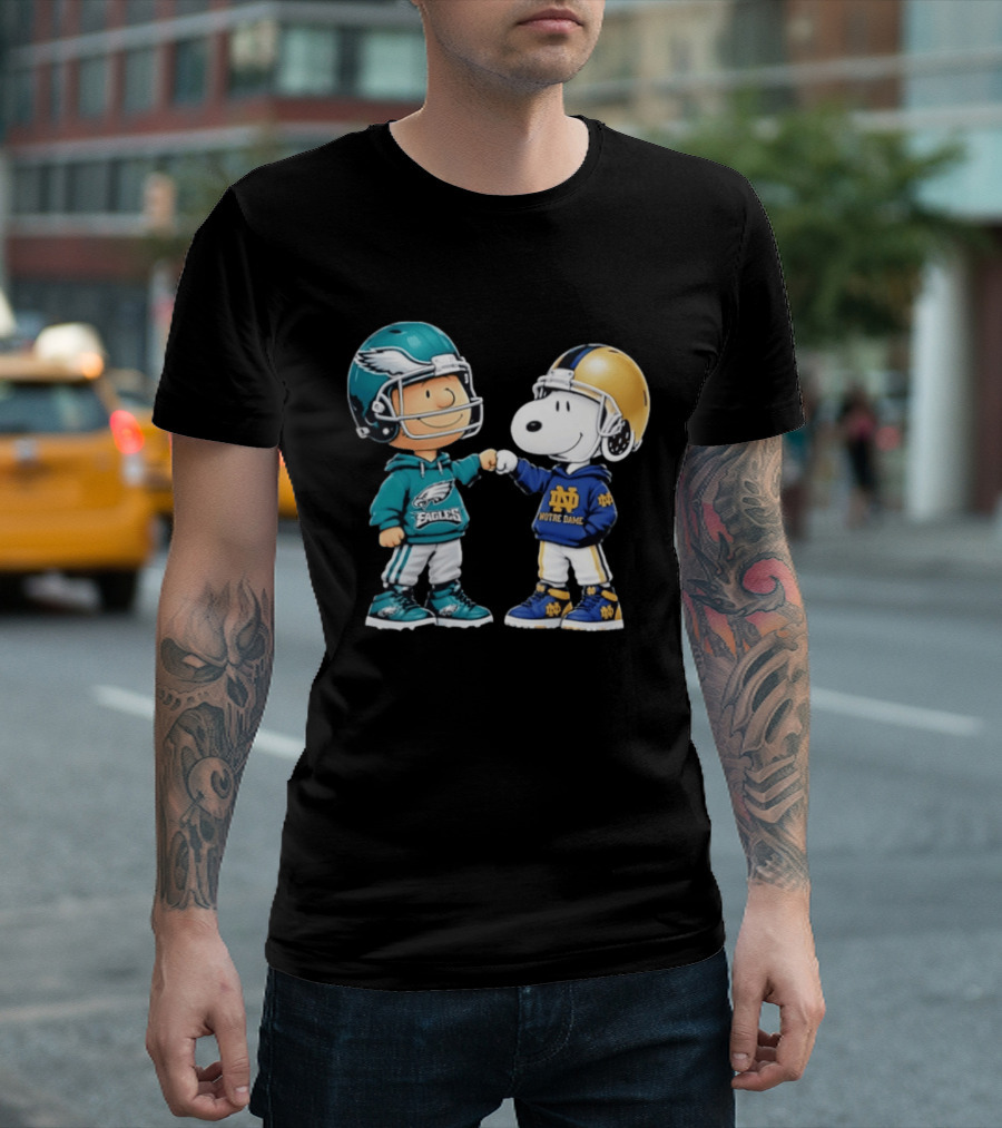 Peanuts Characters In Philadelphia Eagles Vs Notre Dame Fighting Irish Helmets T-Shirt