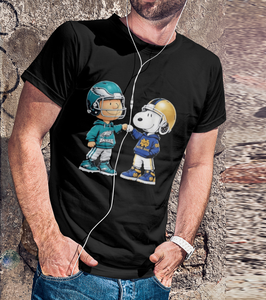 Peanuts Characters In Philadelphia Eagles Vs Notre Dame Fighting Irish Helmets T-Shirt