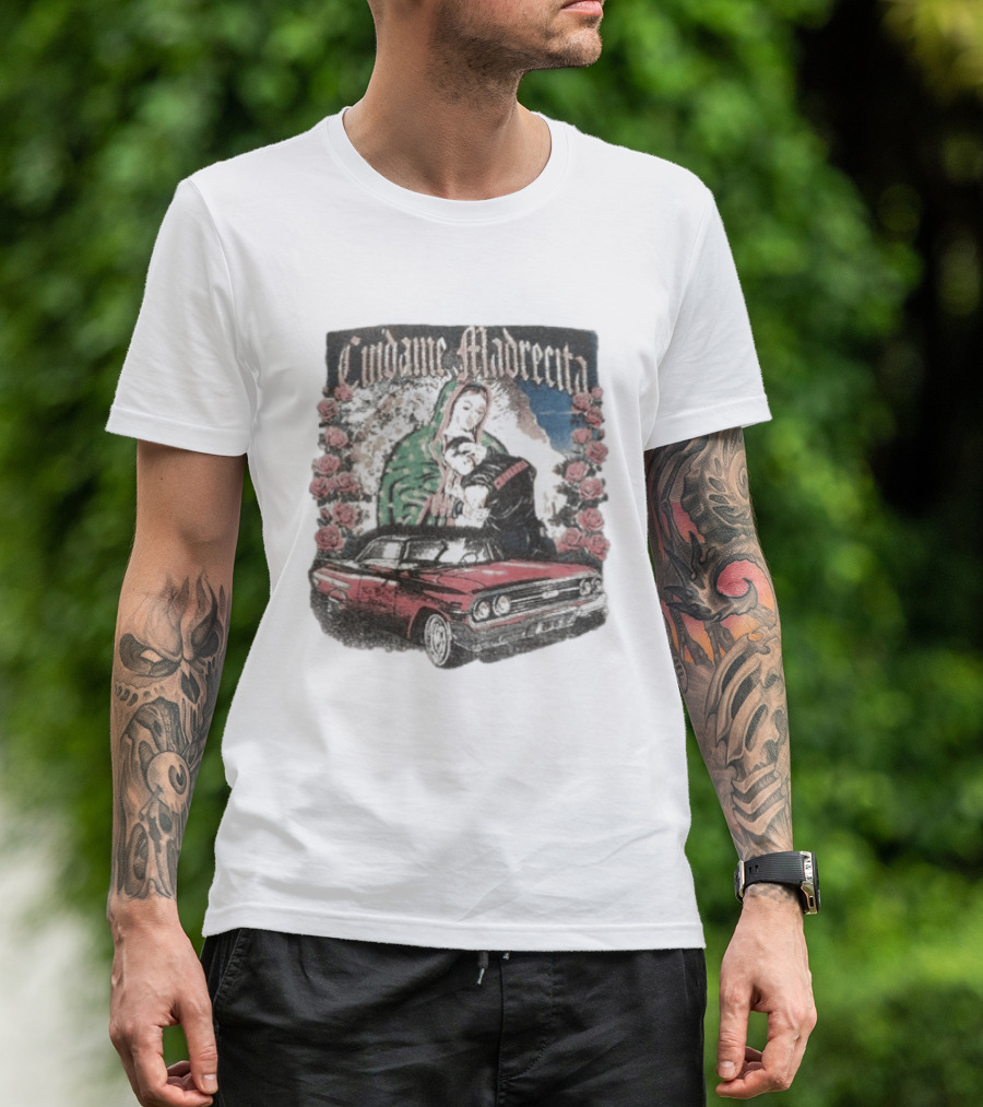 Cuidame Madrecita Red Classic Car With Roses And Religious T-Shirt