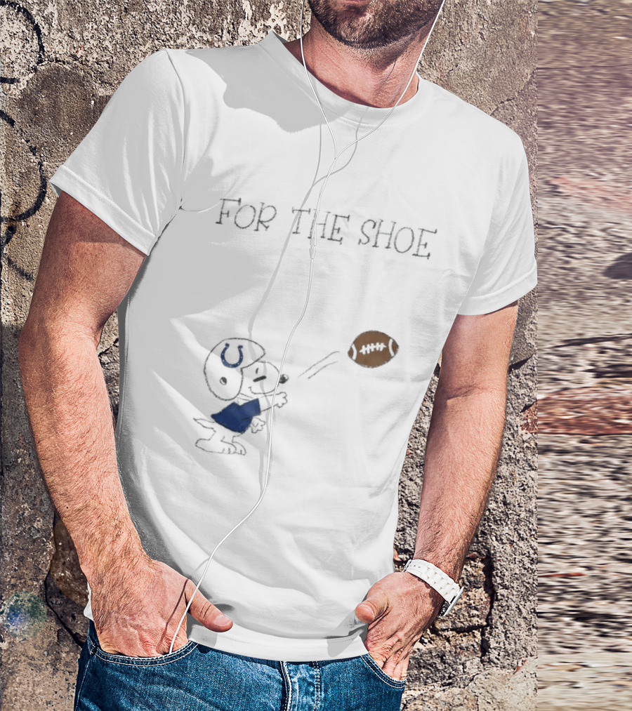 Snoopy Indianapolis Colts For The Shoe Football Sports Fans T-Shirt