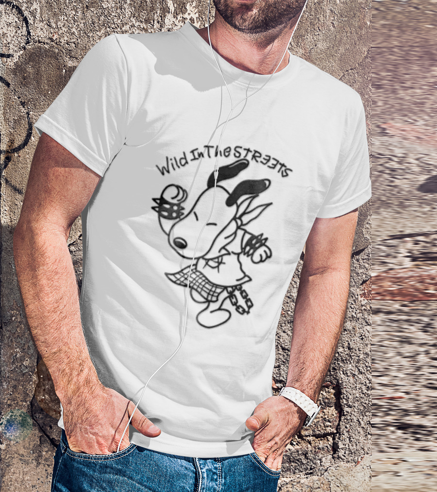Snoopy Wild In The Streets Cartoon Dog Spiked Wristbands Plaid T-Shirt