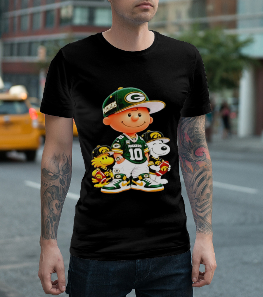 Charlie Brown Snoopy Woodstock Green Bay Packers 10 Jersey Football Fan T-Shirt