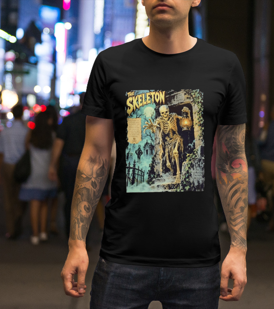 The Skeleton Mors Vincit Omnia Sic Transit Gloria Mundi Lantern Night Scene T-Shirt