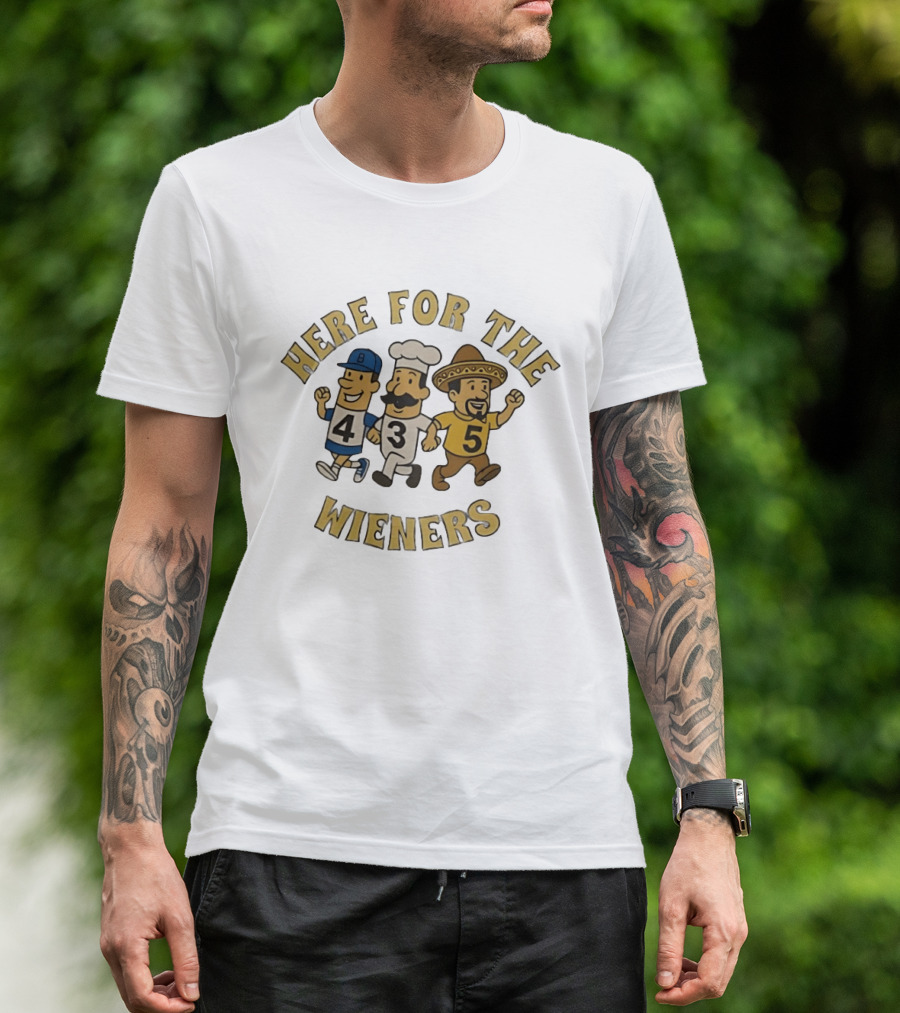 Milwaukee Brewers Here For The Wieners Racing Mascots 4 3 5 T-Shirt
