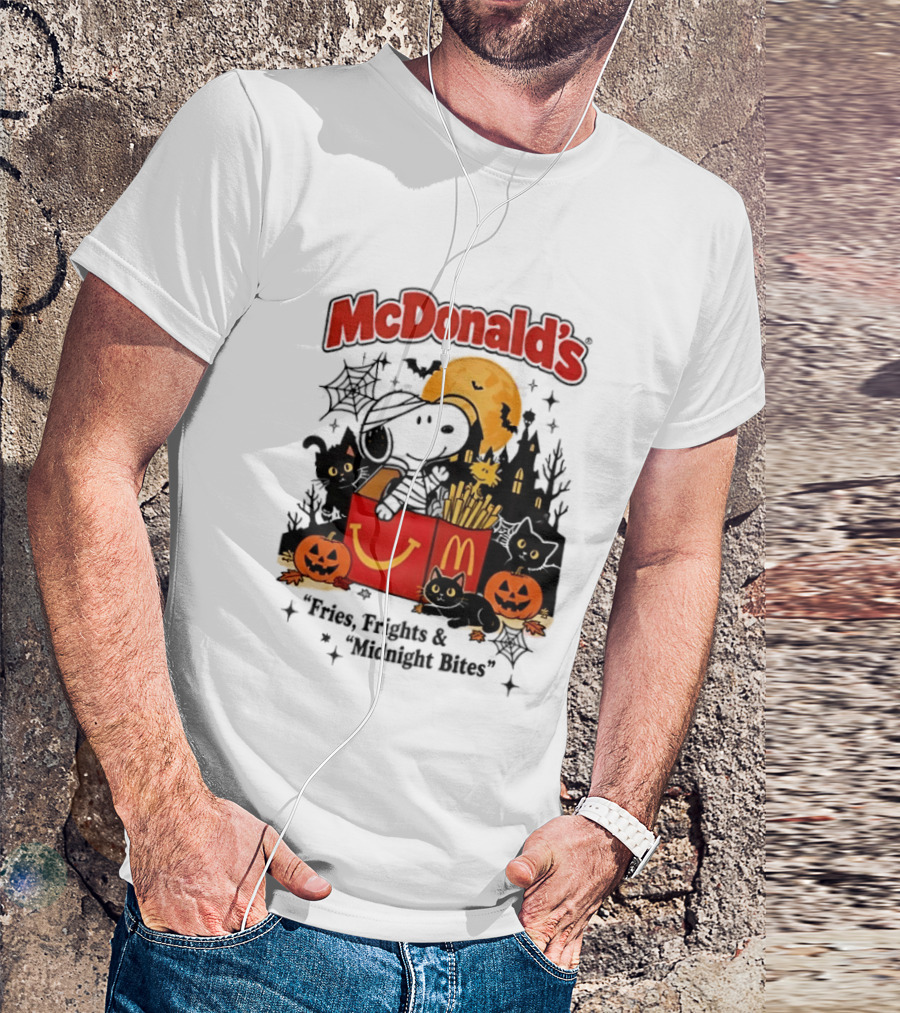 Snoopy McDonald's Halloween Fires Frights Midnight Bites Pumpkin Black Cat Moon T-Shirt