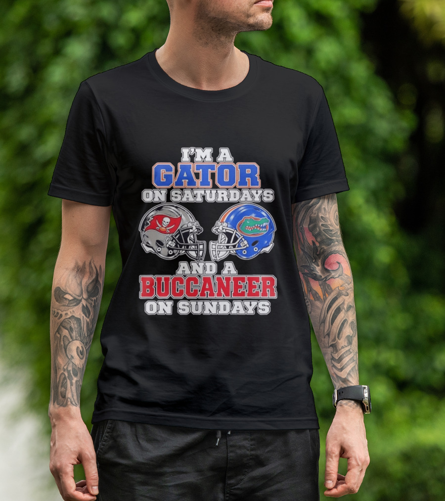 I'm A Gator On Saturdays And A Buccaneer On Sundays Football Helmets T-Shirt
