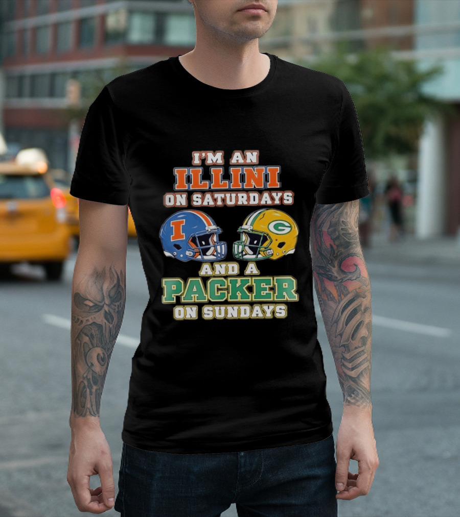 I'm An Illini On Saturdays And A Packers Fan On Sundays Football Helmets T-Shirt