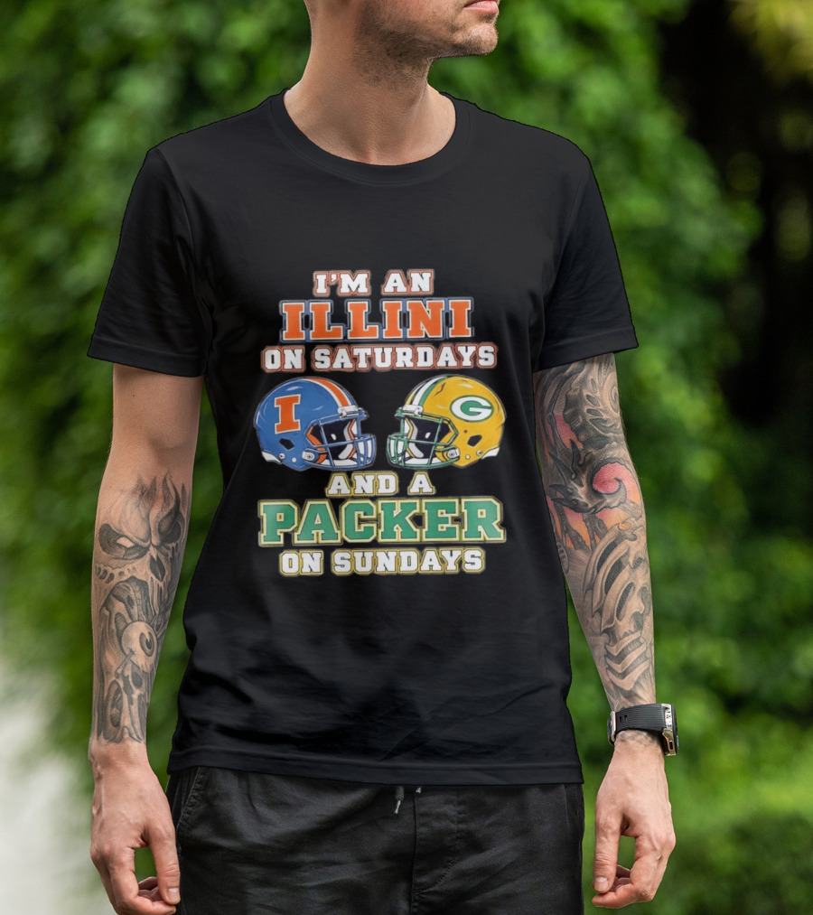 I'm An Illini On Saturdays And A Packers Fan On Sundays Football Helmets T-Shirt