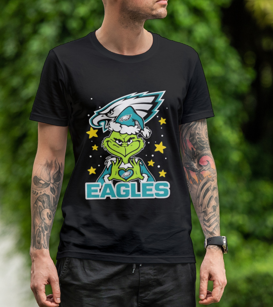 Philadelphia Eagles Christmas Grinch Heart Love T-Shirt
