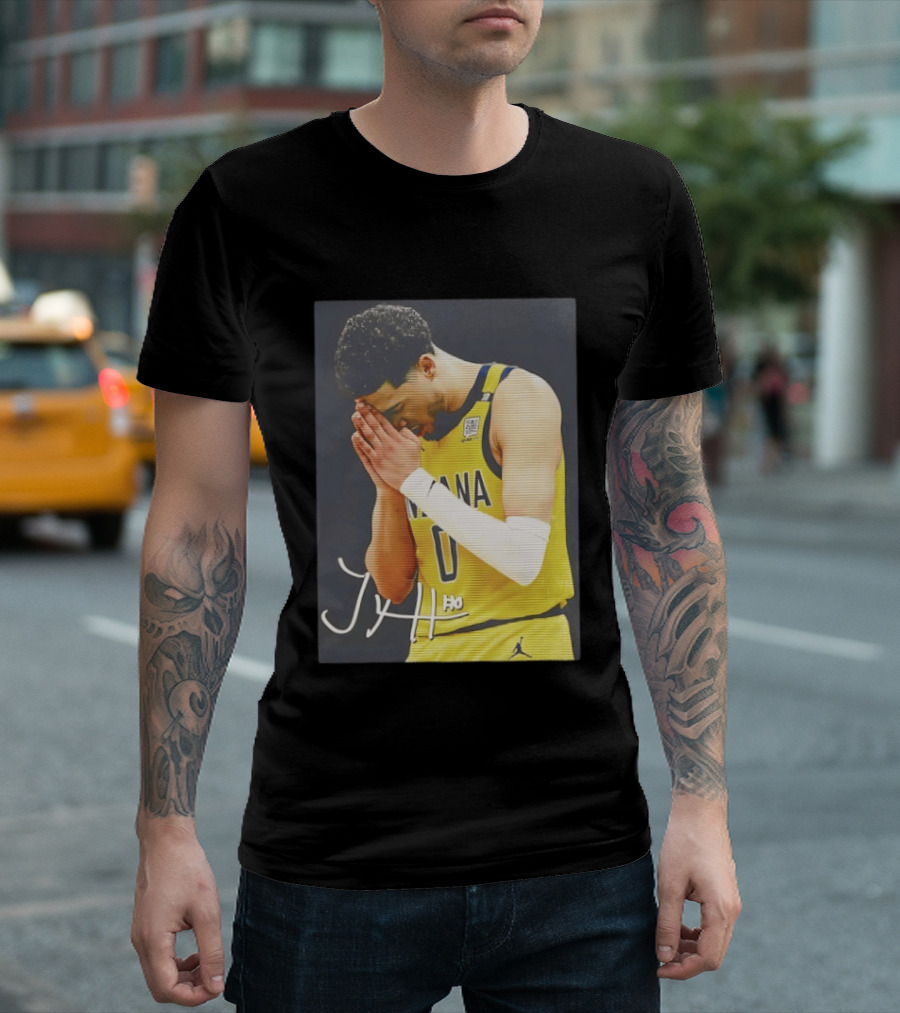 Tyrese Haliburton Indiana Pacers Praying NBA 0 JH Signature T-Shirt