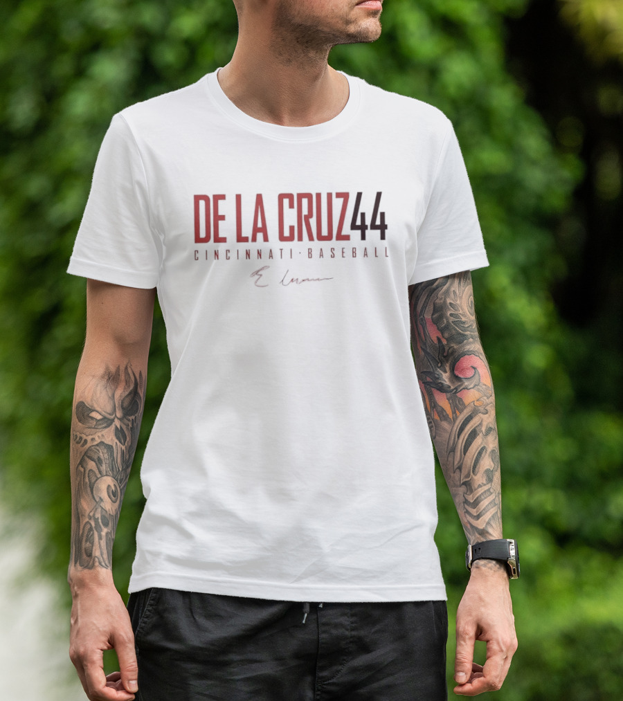 De La Cruz 44 Cincinnati Baseball Elly T-Shirt