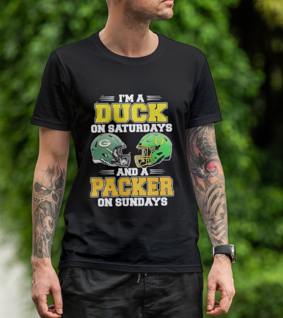 I'm A Duck On Saturdays And A Packer On Sundays Green Bay Oregon Football Helmets T-Shirt