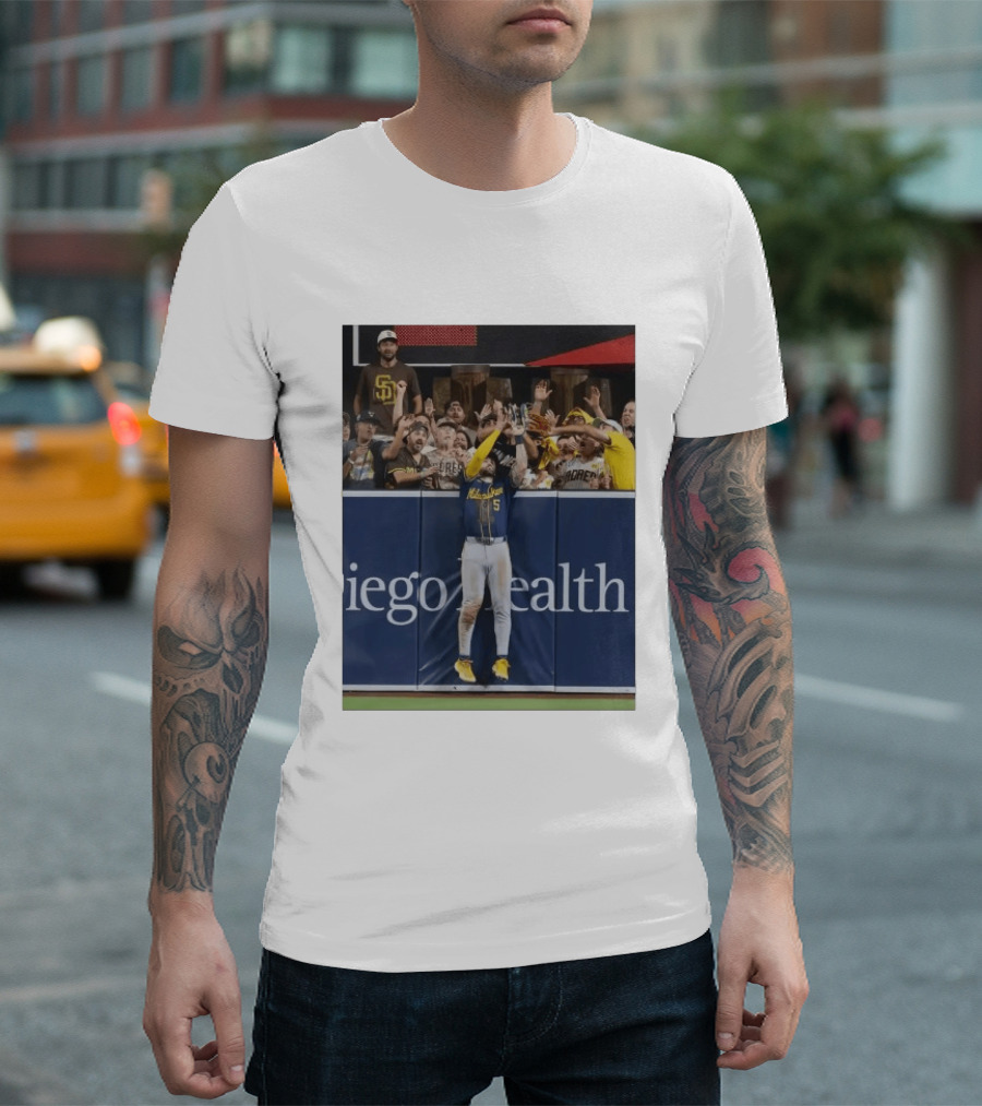 Milwaukee Brewers Garrett Mitchell Incredible Game Saving Catch Padres Fans T-Shirt