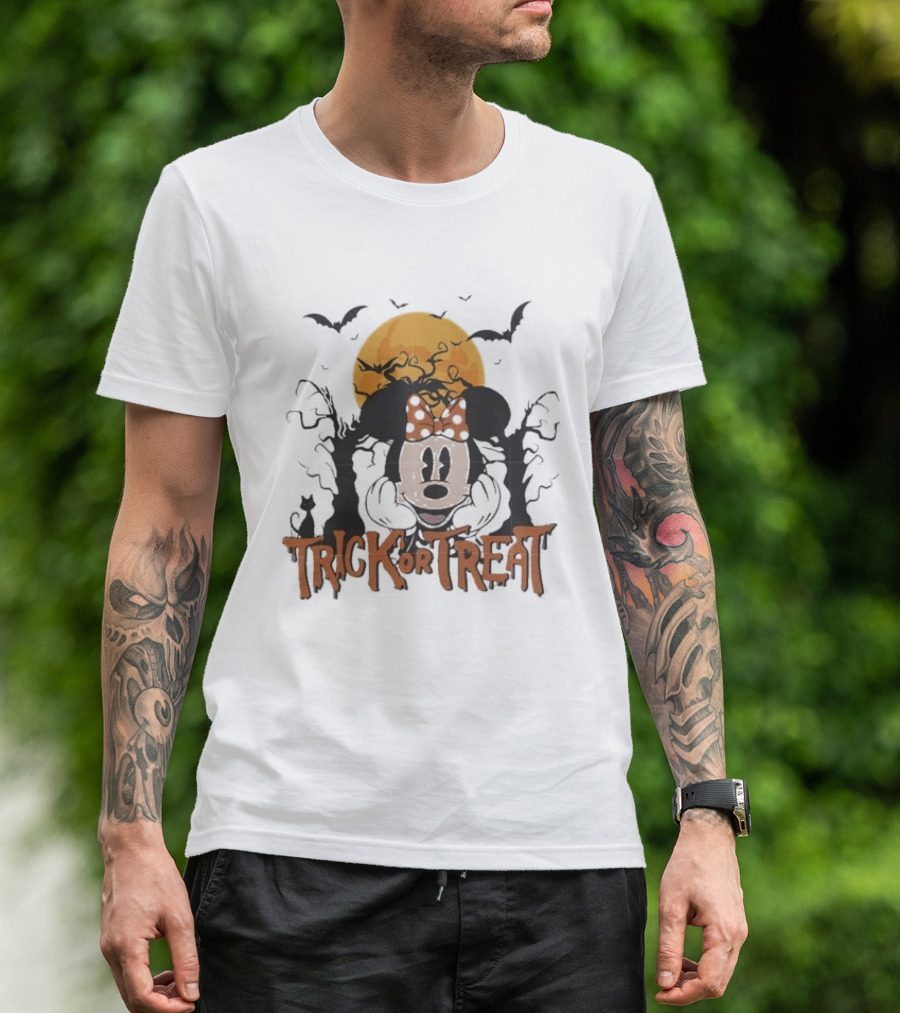 Minnie Mouse Halloween Trick Or Treat Bats And Orange Moon T-Shirt