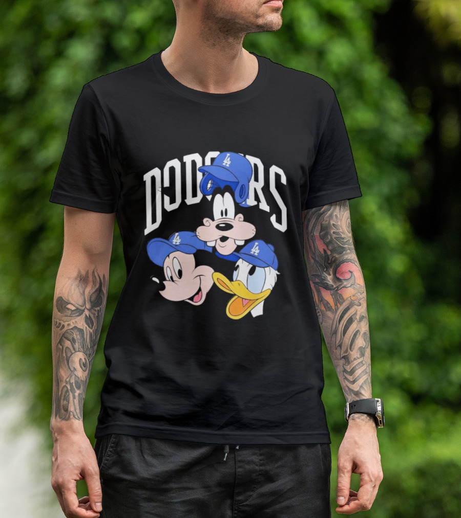 Mickey Mouse Goofy Donald Duck Dodgers Baseball LA Hats T-Shirt