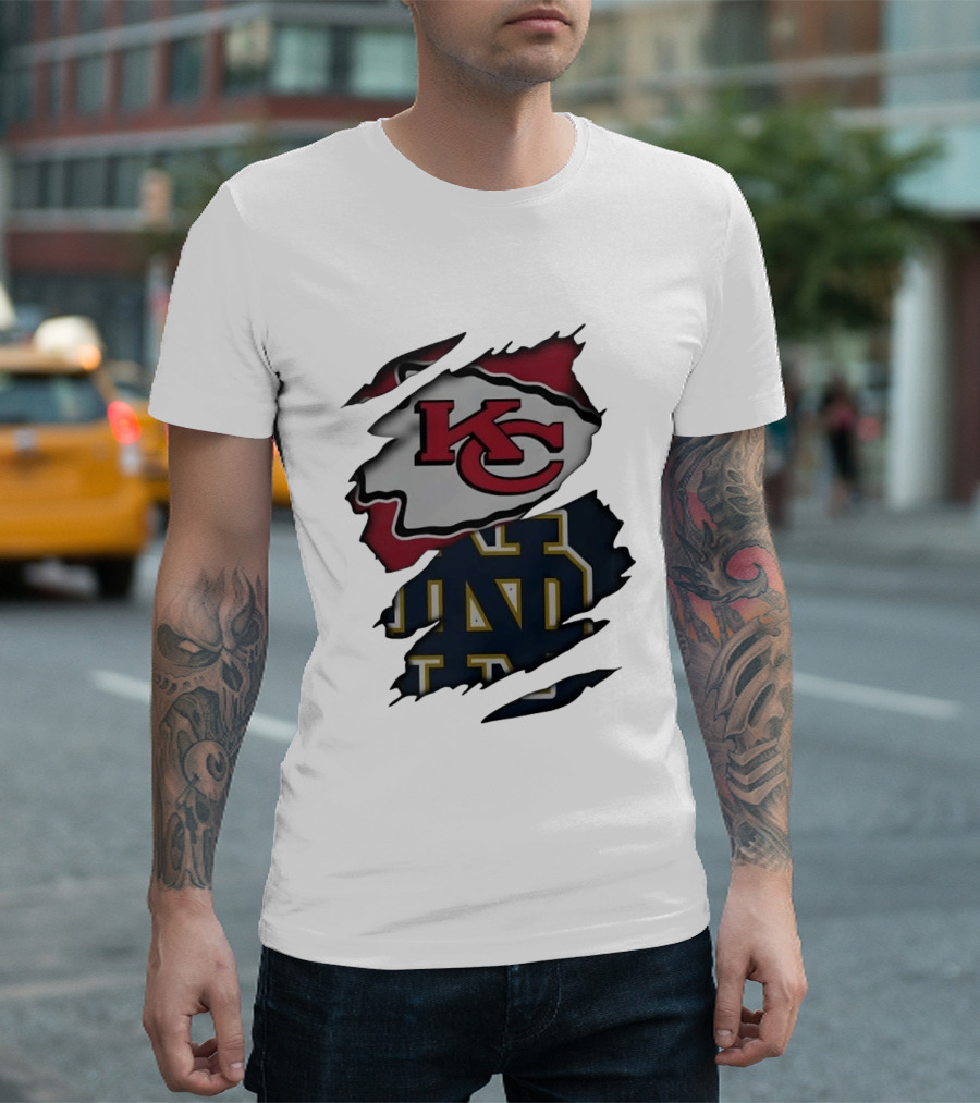 Kansas City Chiefs KC And Notre Dame Fighting Irish ND Distressed T-Shirt