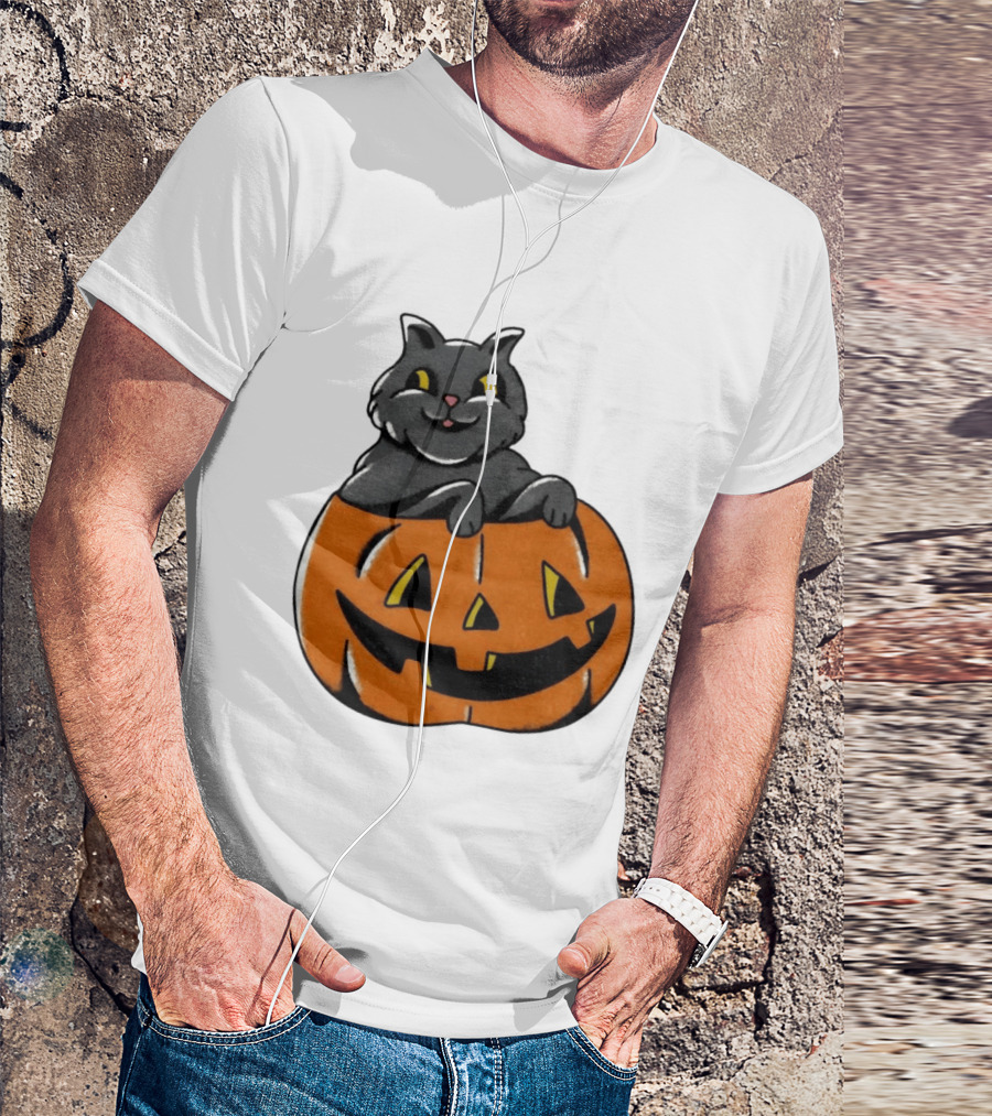 Black Cat In Jack O' Lantern Halloween Pumpkin T-Shirt