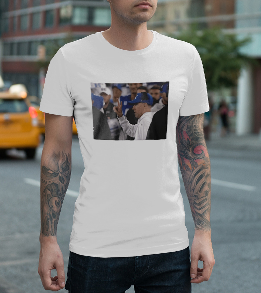 Kentucky Wildcats Mark Stoops Blue Cap Peace Sign Coach Image T-Shirt
